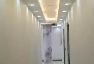 شقق للبيع - 3 غرف - بالدور 8