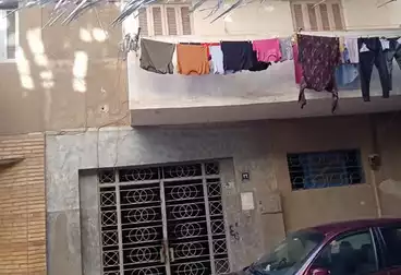 Building For sale - 3 rooms