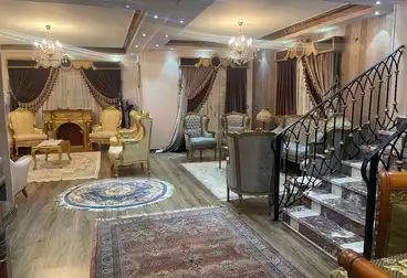 Penthouse For sale - 4 rooms - floor 4