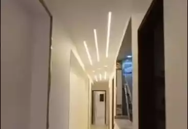 Apartments For sale - 3 rooms - floor 1