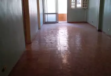 Apartments For sale - 3 rooms - floor 5