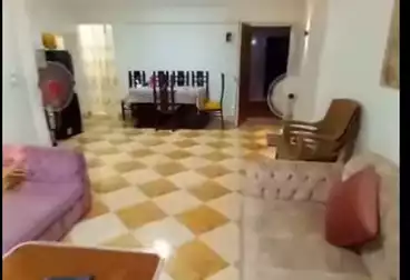 undefined undefined - 2 rooms - floor 8