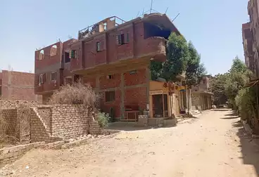 منزل / بيت للبيع - 4 غرف