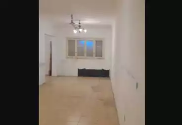 Apartments For sale - 3 rooms - floor 1