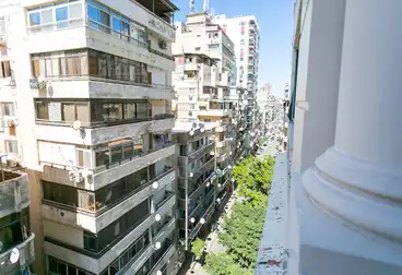 عقارات للبيع - 5 غرف - بالدور 6