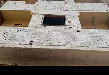 منزل / بيت للبيع - 9 غرف