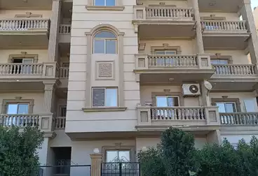 شقق للبيع - 4 غرف - بالدور 5