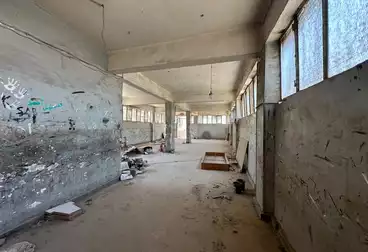 مصنع للبيع