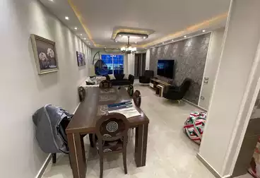 Apartments For sale - 3 rooms - floor 10