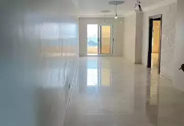 Apartments For rent - 3 rooms - floor 8