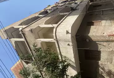 منزل / بيت للبيع - 6 غرف