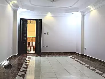 شقق للبيع - 3 غرف - بالدور 3