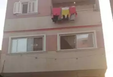 House / Home For sale - 6 rooms