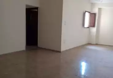 Apartments For rent - 3 rooms - floor 8