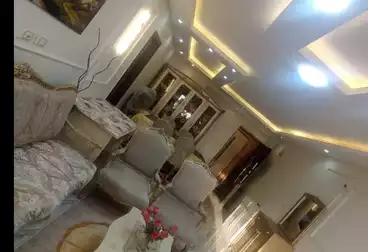 عقارات للبيع - 3 غرف - بالدور 10