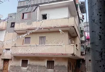 House / Home For sale - 9 rooms