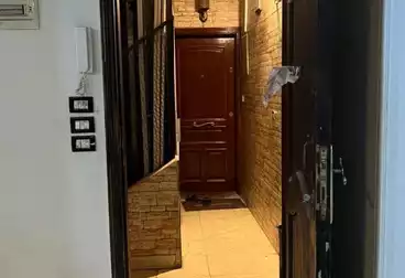 Apartments For rent - 2 rooms - floor 11