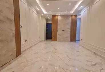 Apartments For sale - 2 rooms - floor 1