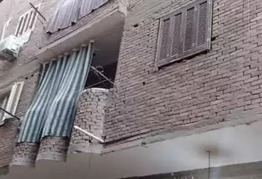 Building For sale - 8 rooms