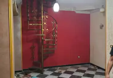 House / Home For sale - 10 rooms