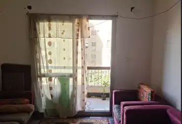 Shared Room For rent - floor 1