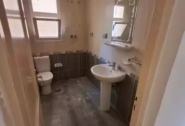 عقارات للإيجار - 3 غرف - بالدور 1