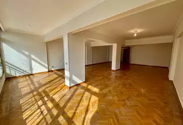 Apartments For rent - 3 rooms - floor 4