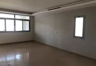 شقق للإيجار - 3 غرف - بالدور 0