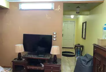 شقق مفروشة للبيع - 2 غرف - بالدور 4