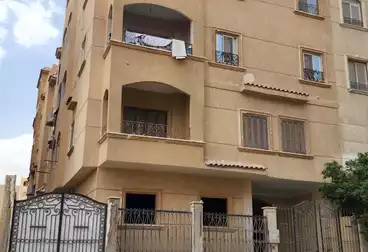 Full Floor For sale - 3 rooms - floor 1