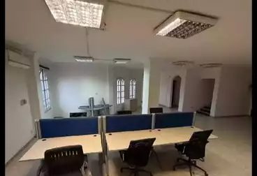 Administrative For rent - 7 rooms - floor 3