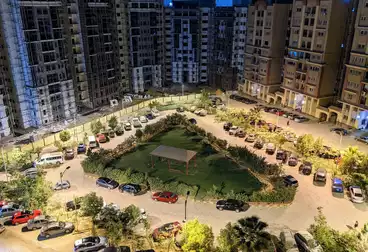 Furnished Apartment For sale - 3 rooms - floor 9