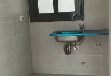 Apartments For sale - 2 rooms - floor 4