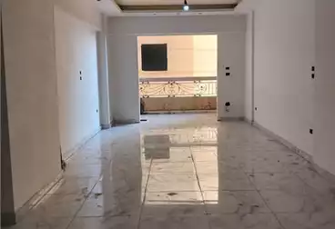 Apartments For sale - 3 rooms - floor 1