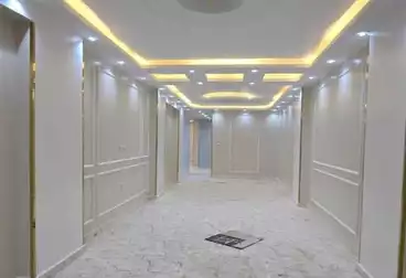 Apartments For sale - 3 rooms - floor 8