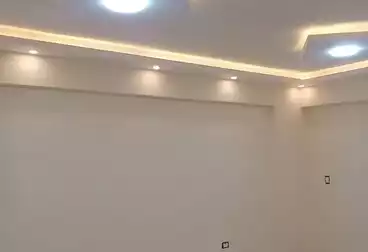 شقق للبيع - 2 غرف - بالدور 10