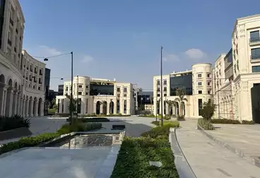 مكاتب للإيجار - 3 غرف - بالدور 5