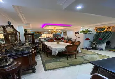عقارات للبيع - 3 غرف - بالدور 1