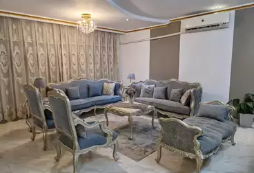 Furnished Apartment For rent - 3 rooms - floor 11