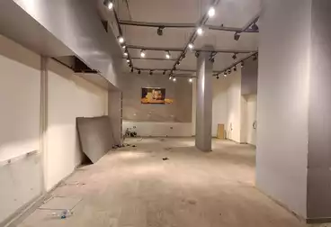 Commercial For sale - floor 1