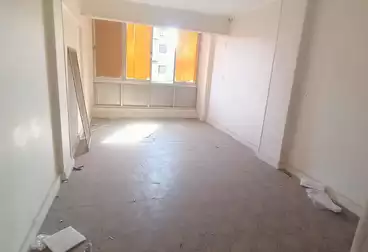 Apartments For rent - 3 rooms - floor 3