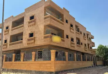 Apartments For sale - 3 rooms - floor 1