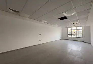 Administrative For rent - 3 rooms - floor 2