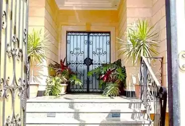 عقارات للبيع - 3 غرف - بالدور 1