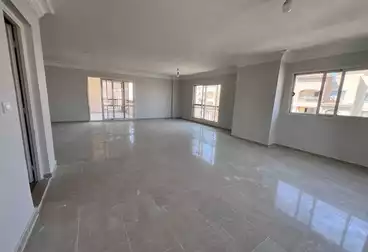 Apartments For sale - 4 rooms - floor 2
