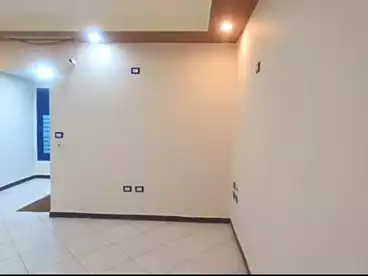 Apartments For sale - 3 rooms - floor 1