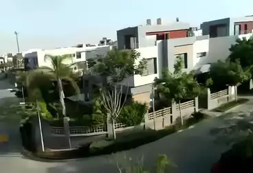 Properties For sale - 9 rooms