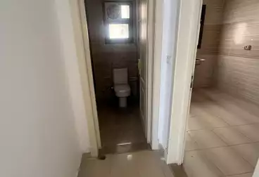 عقارات للبيع - 3 غرف - بالدور 4