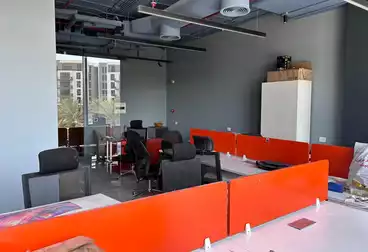 مساحة مكتبية للإيجار - بالدور 2