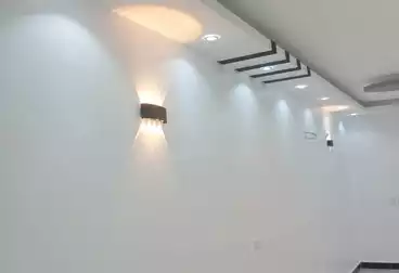 Apartments For rent - 3 rooms - floor 5